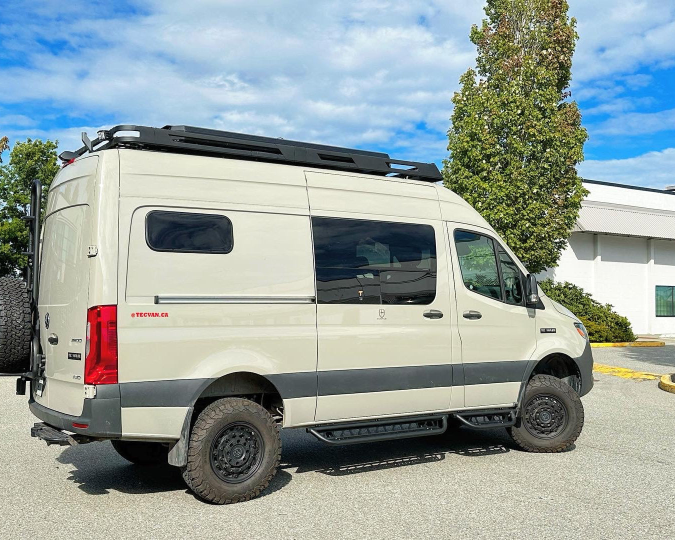 2007+ Mercedes Sprinter Modular Drop Down Running Boards Side View