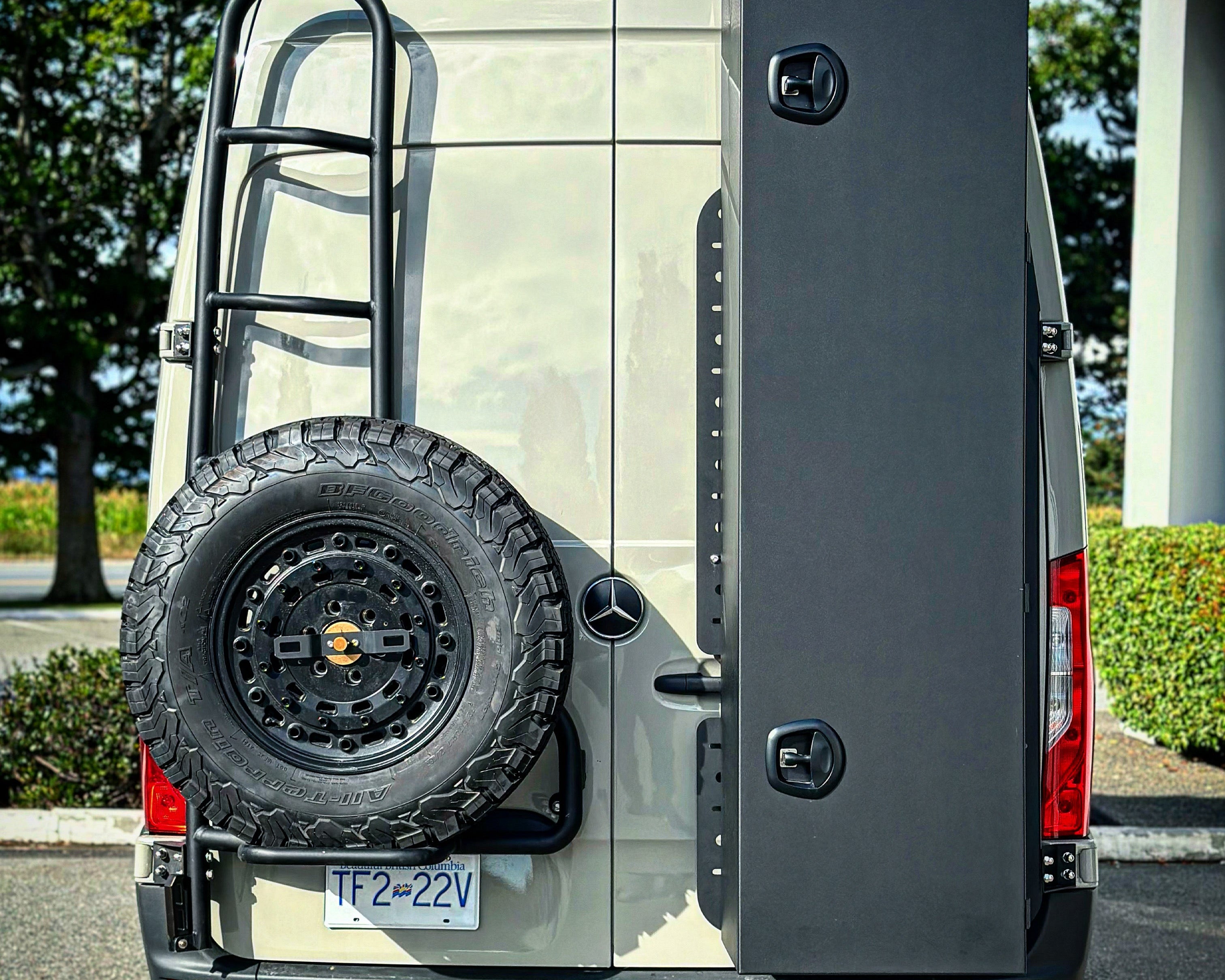 Rock Solid Components Trenta Aluminum Storage Box