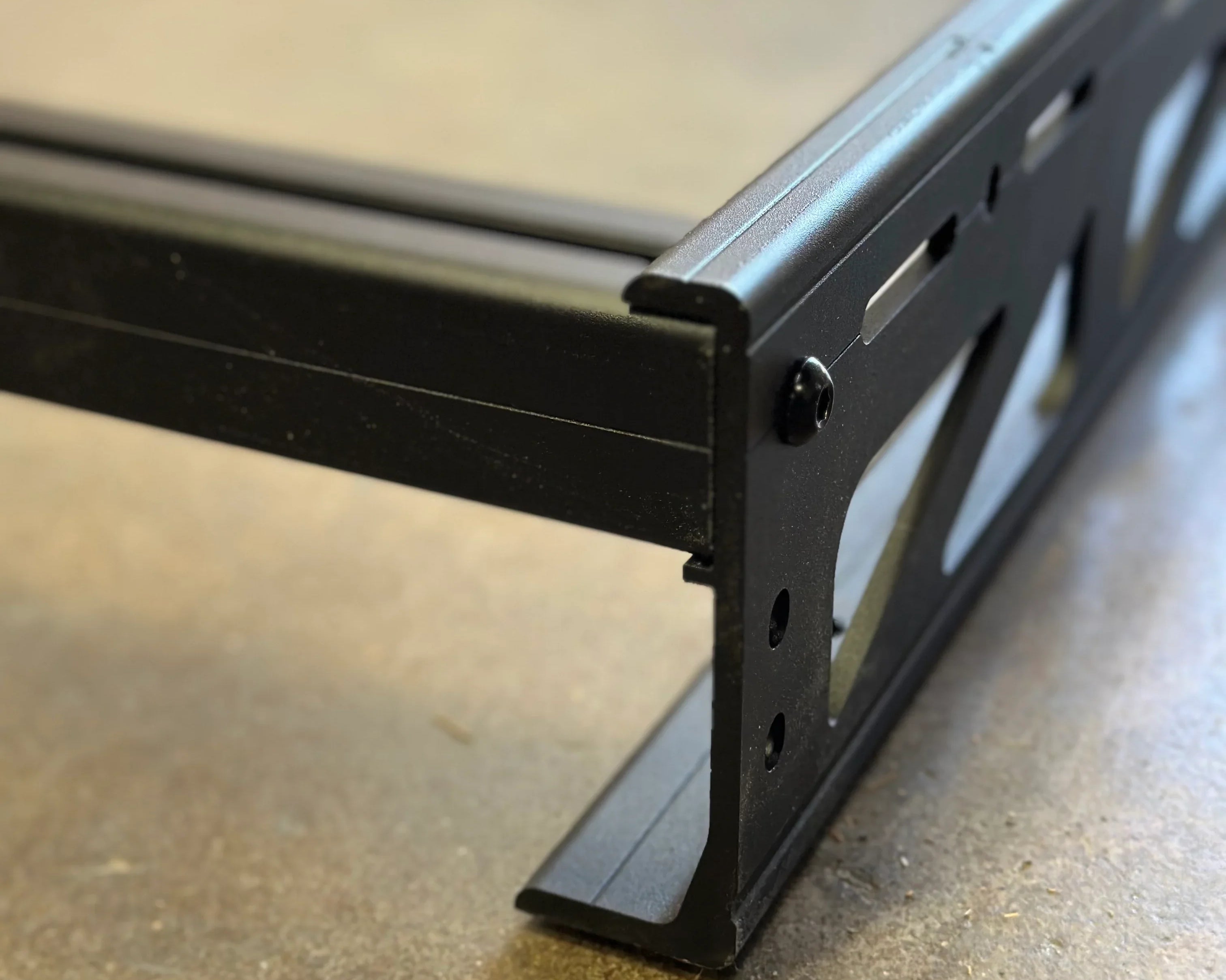 2007+ Mercedes Sprinter 144" High Roof Modular Roof Rack Joint Focus View