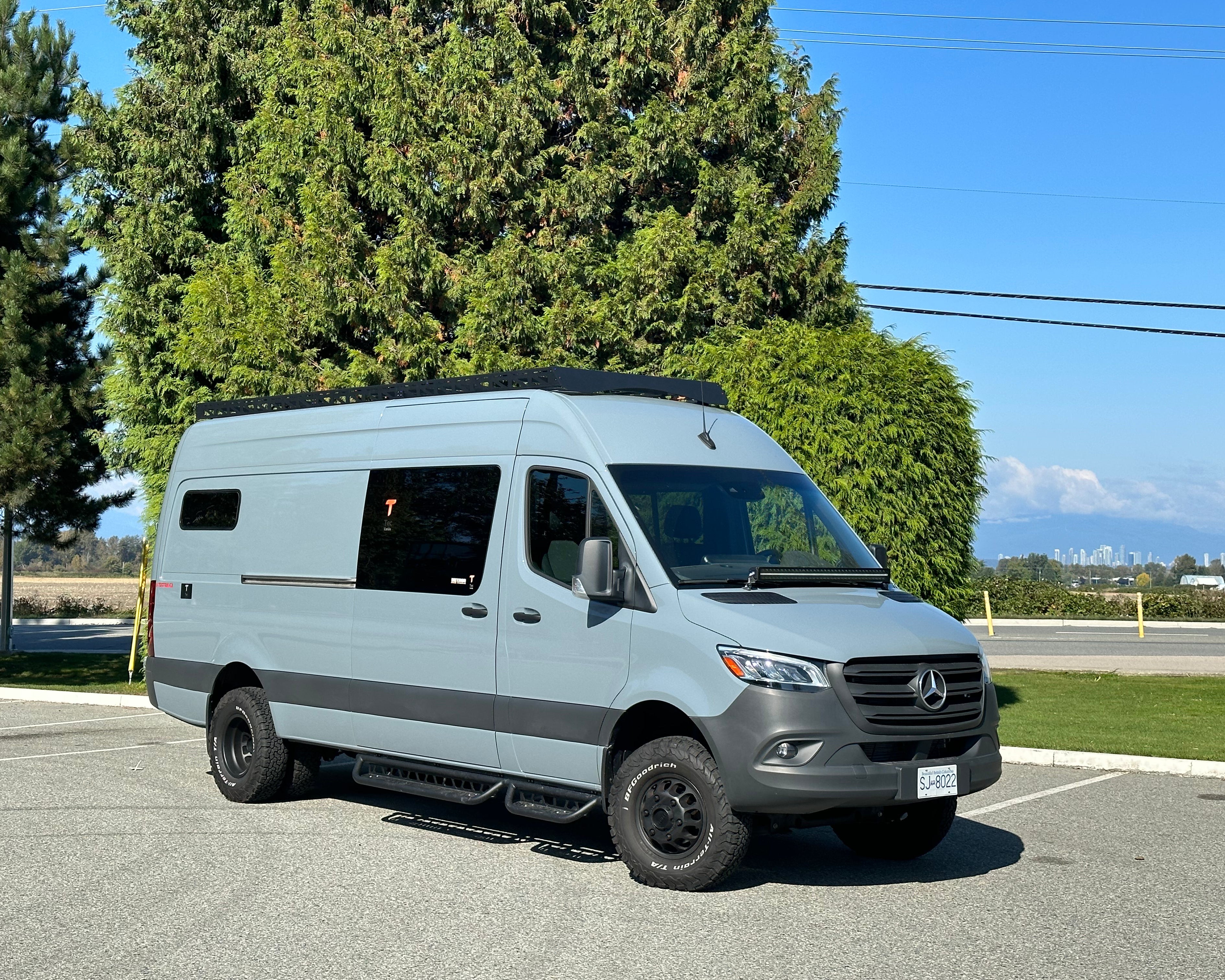 2007+ Mercedes Sprinter Modular Drop Down Running Boards Side View
